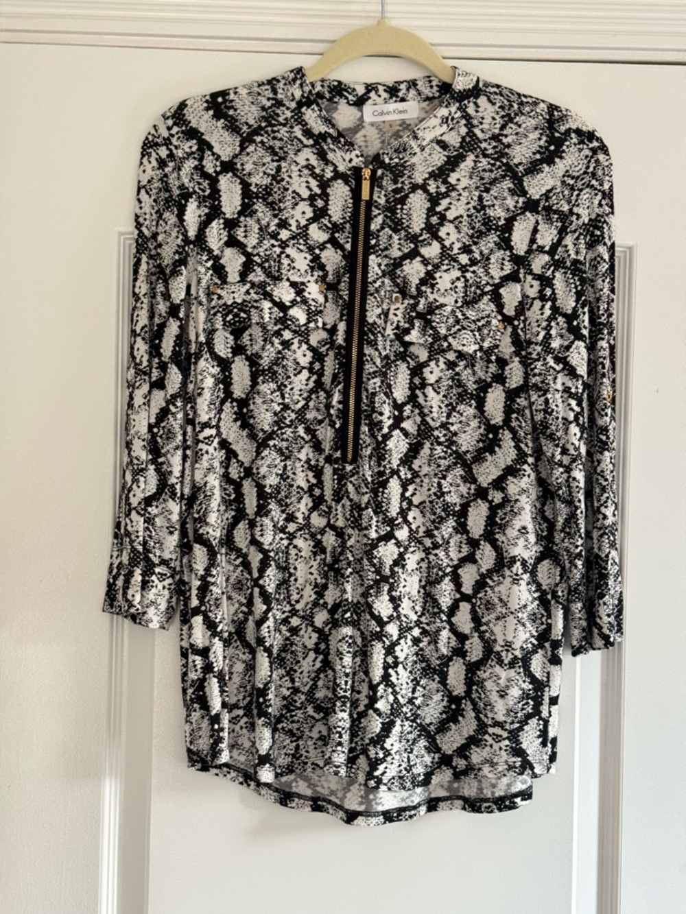 Calvin Klein Black & White Snake-Print Half-Zip Tunic Blouse